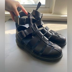 Dr. Martens Geraldo- 9 Womens